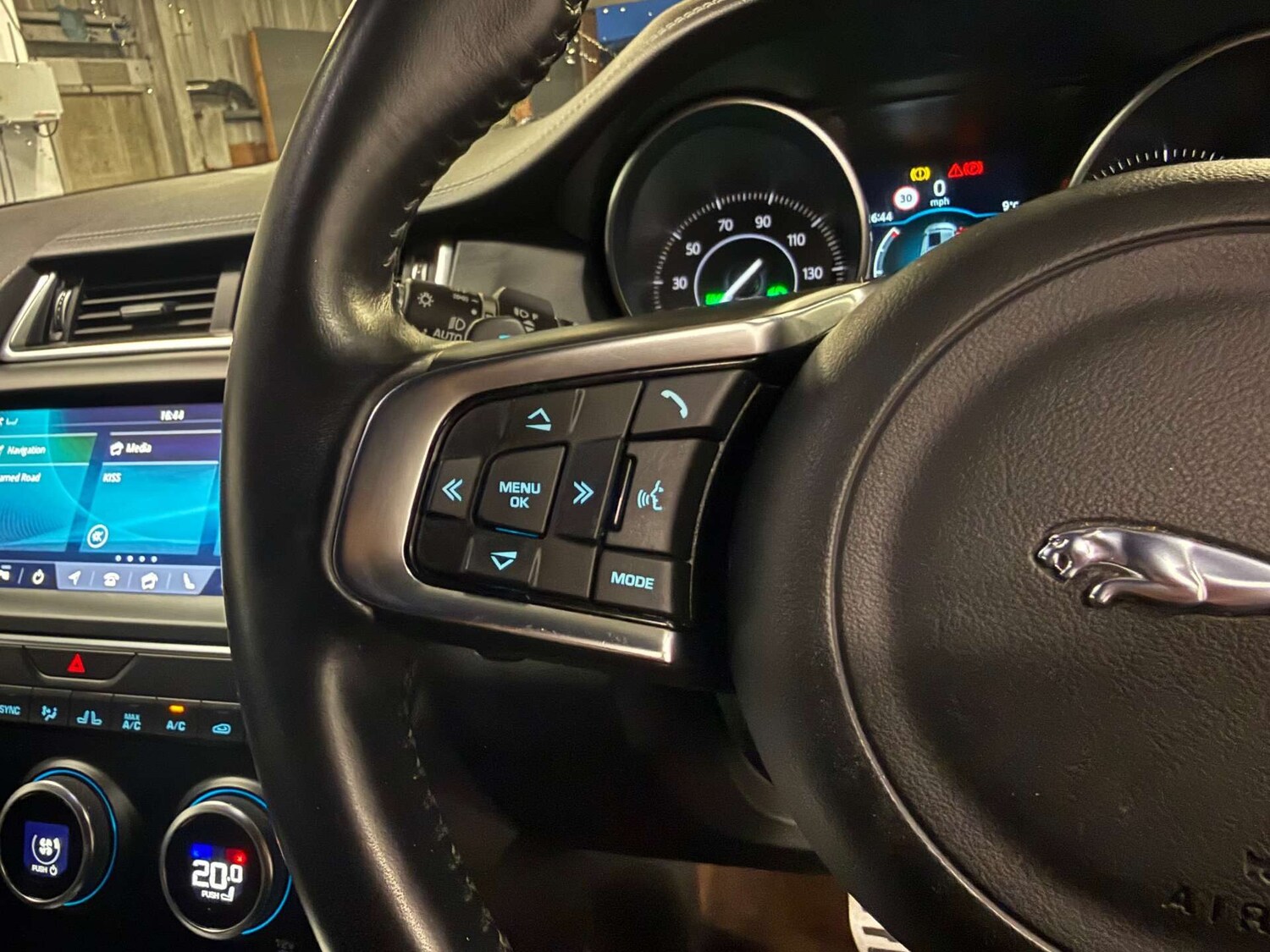 Used Jaguar E-Pace 2018 for sale - 77125814: Photo 14