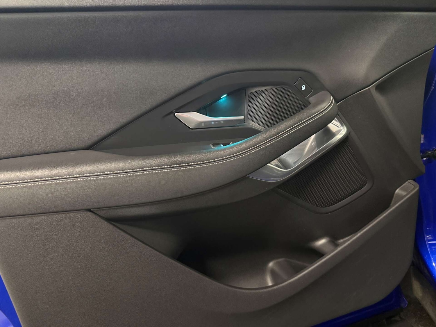 Used Jaguar E-Pace 2018 for sale - 77125814: Photo 37