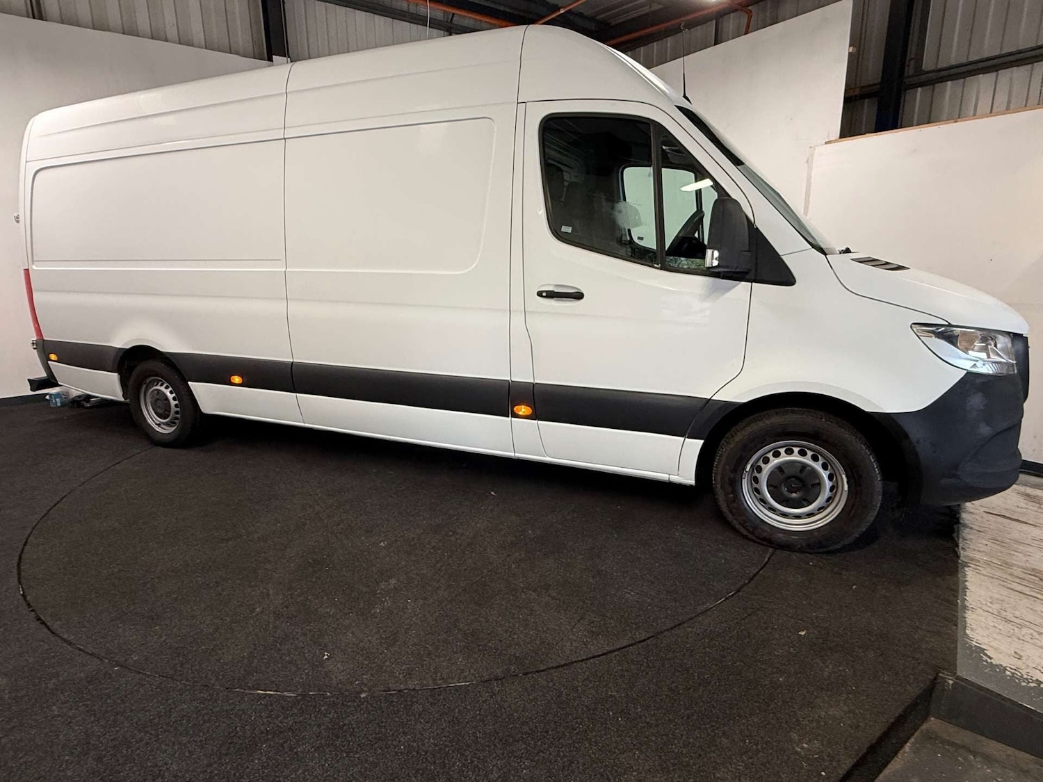 Used Mercedes-Benz Sprinter 2020 for sale - 76763296: Photo 3