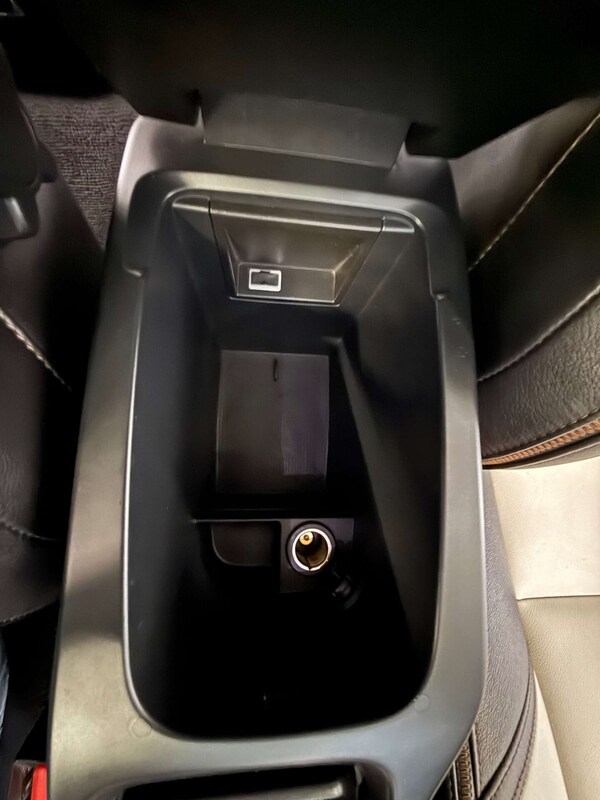 Used Volvo V40 2018 for sale - 76220548: Photo 33