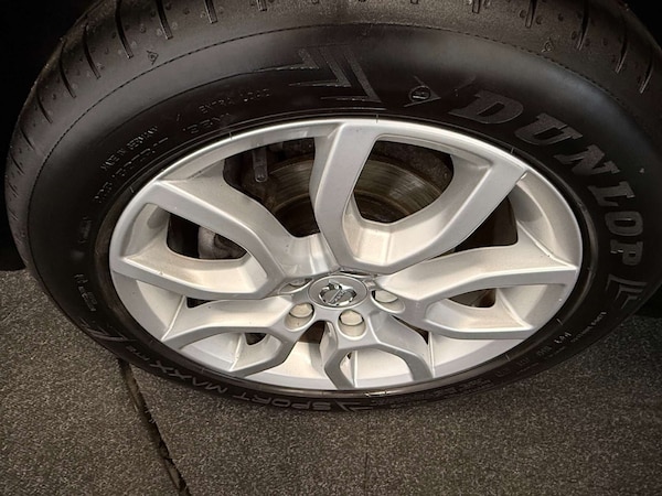 Used Volvo V40 2018 for sale - 76220548: Photo 39