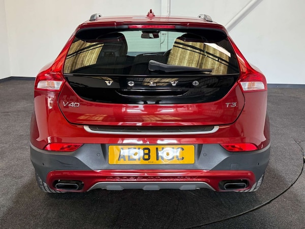 Used Volvo V40 2018 for sale - 76220548: Photo 4