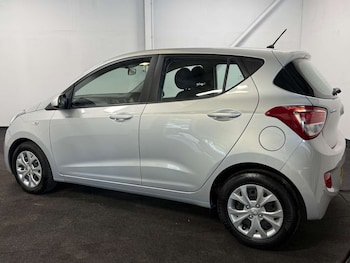 Used Hyundai i10 2014 for sale - 75651766: Photo