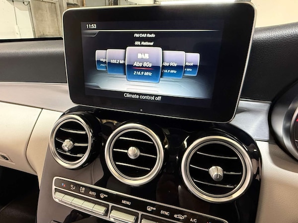 Used Mercedes-Benz C-Class 2018 for sale - 75461454: Photo 32