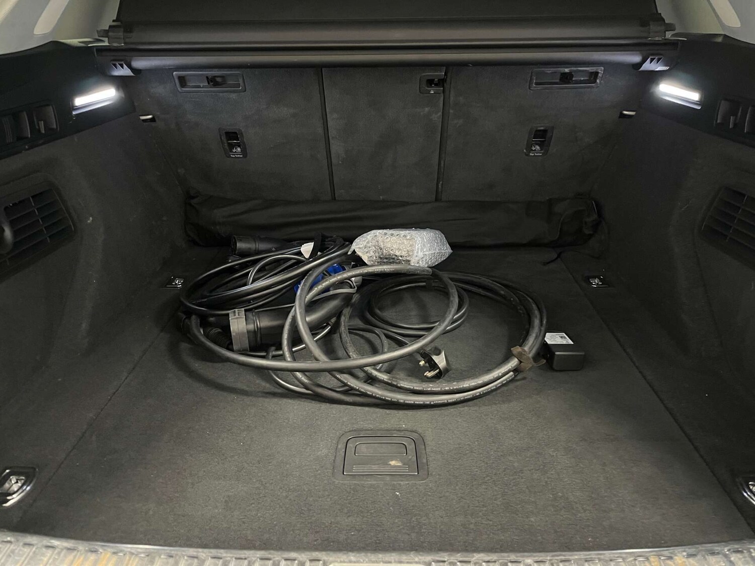 Used Audi e-tron 2021 for sale - 76481203: Photo 40