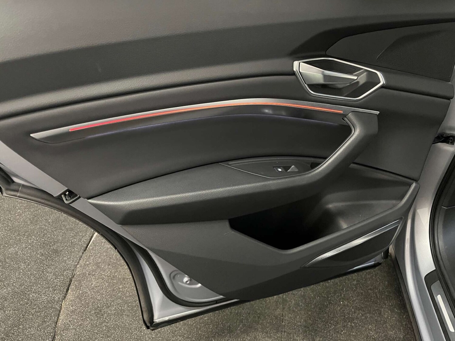 Used Audi e-tron 2021 for sale - 76481203: Photo 43