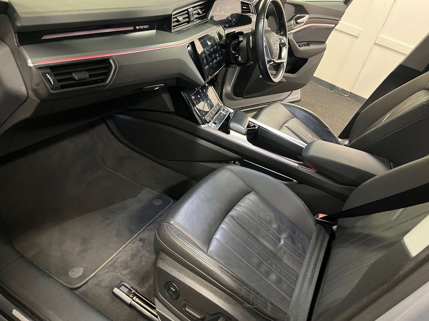 Used Audi e-tron 2021 for sale - 76481203: Photo 53