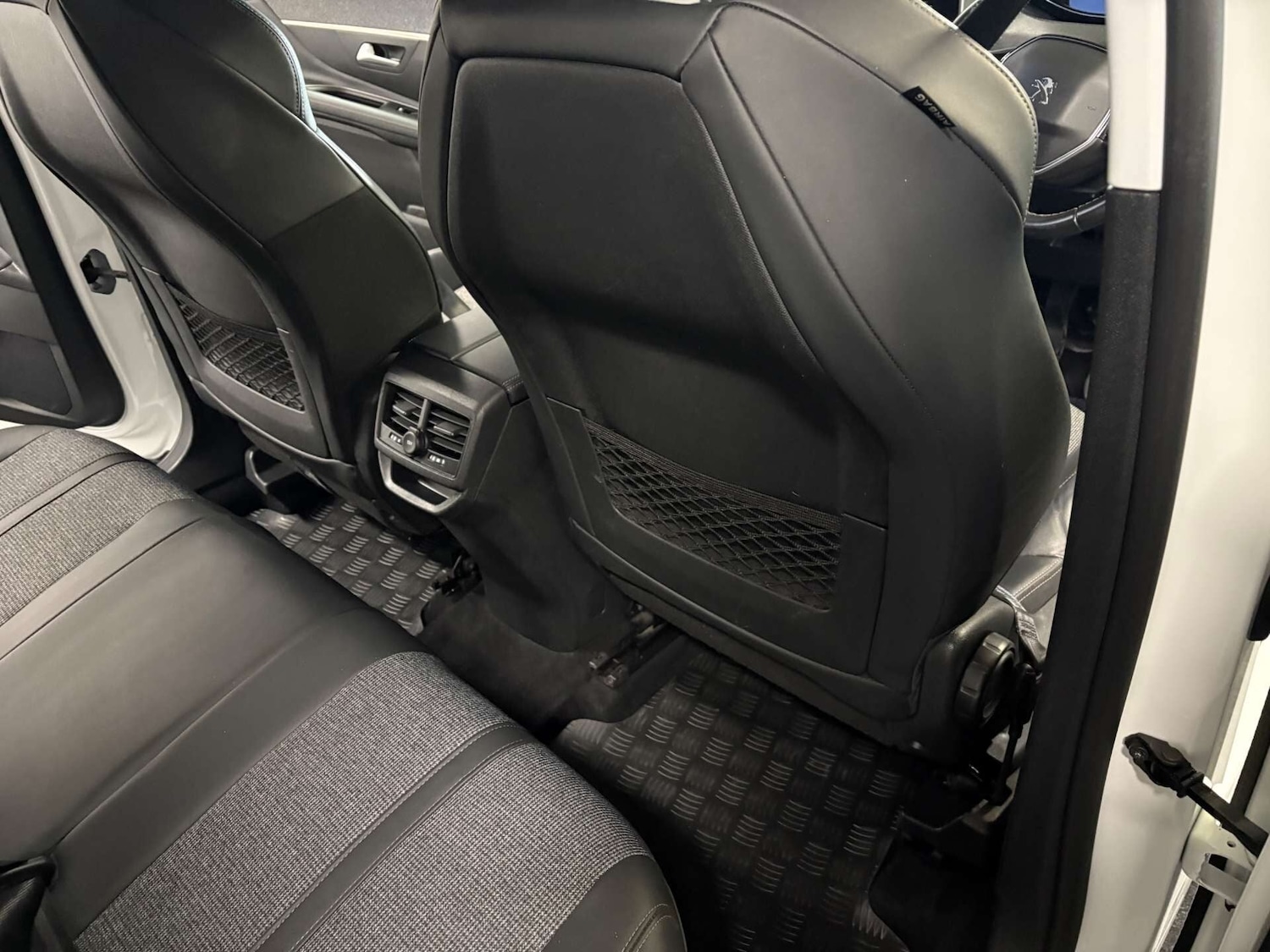 Used Peugeot 3008 2020 for sale - 78108258: Photo 38