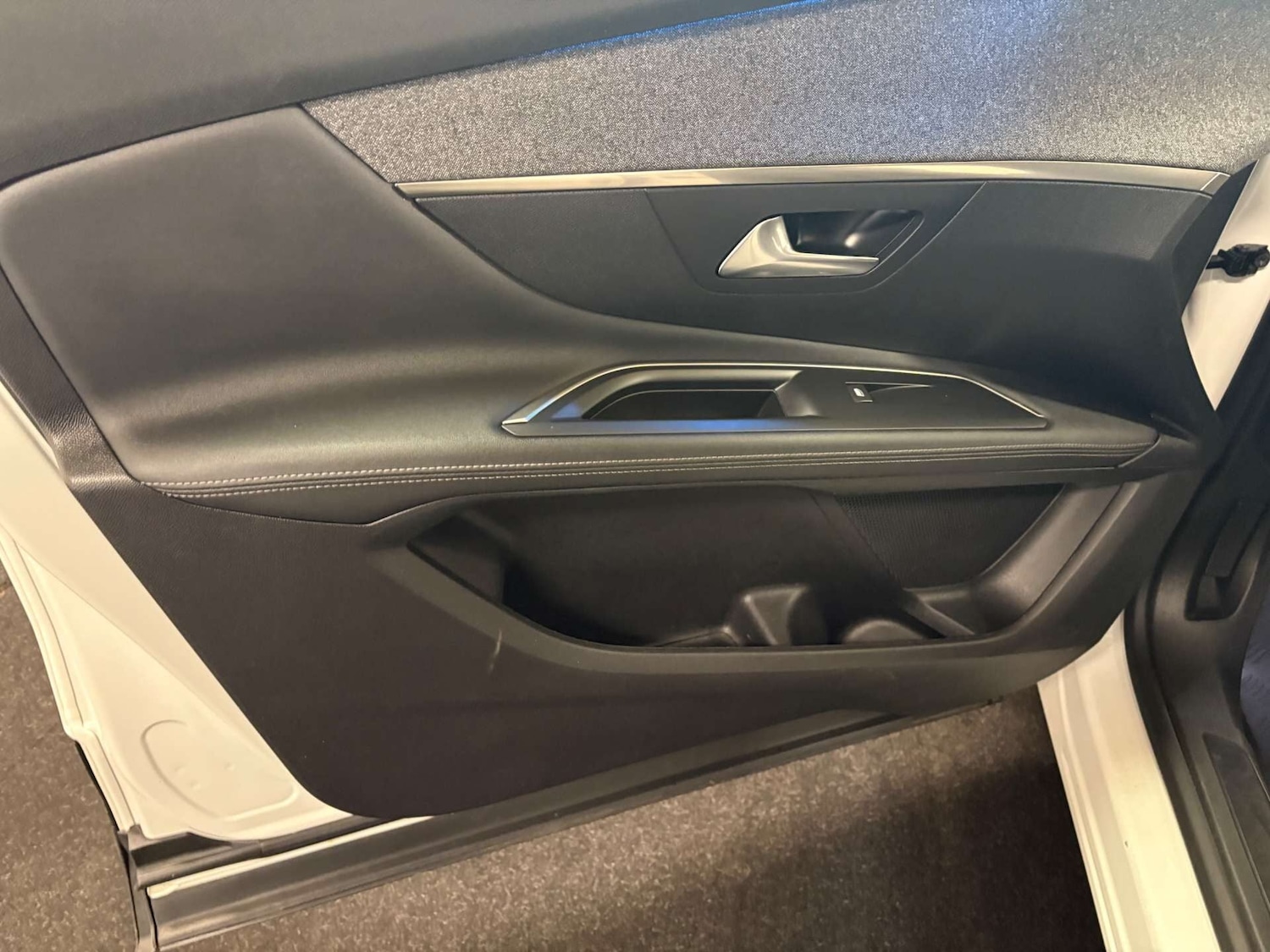 Used Peugeot 3008 2020 for sale - 78108258: Photo 48