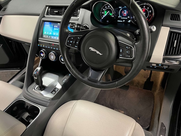 Used Jaguar E-Pace 2019 for sale - 76163884: Photo 16