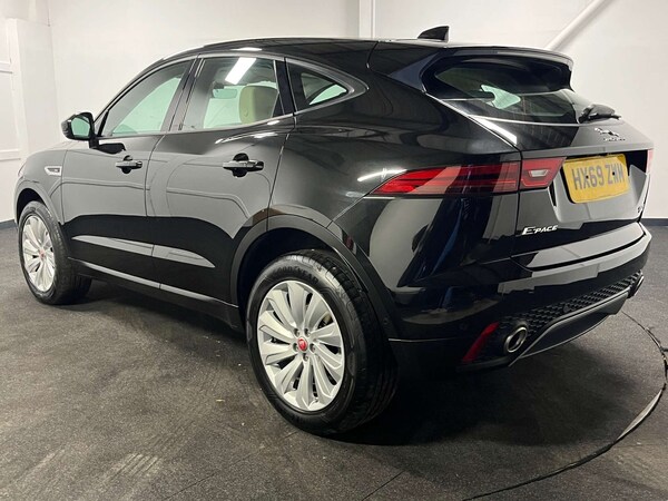 Used Jaguar E-Pace 2019 for sale - 76163884: Photo 2