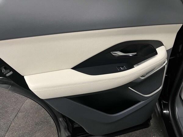 Used Jaguar E-Pace 2019 for sale - 76163884: Photo 38