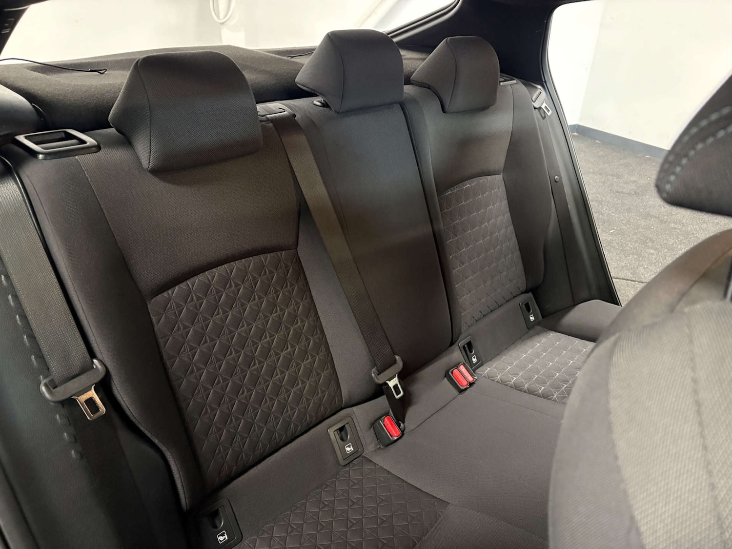 Used Toyota C-HR 2020 for sale - 77034485: Photo 31