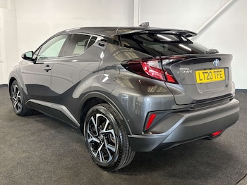 Used Toyota C-HR 2020 for sale - 77034485: Photo