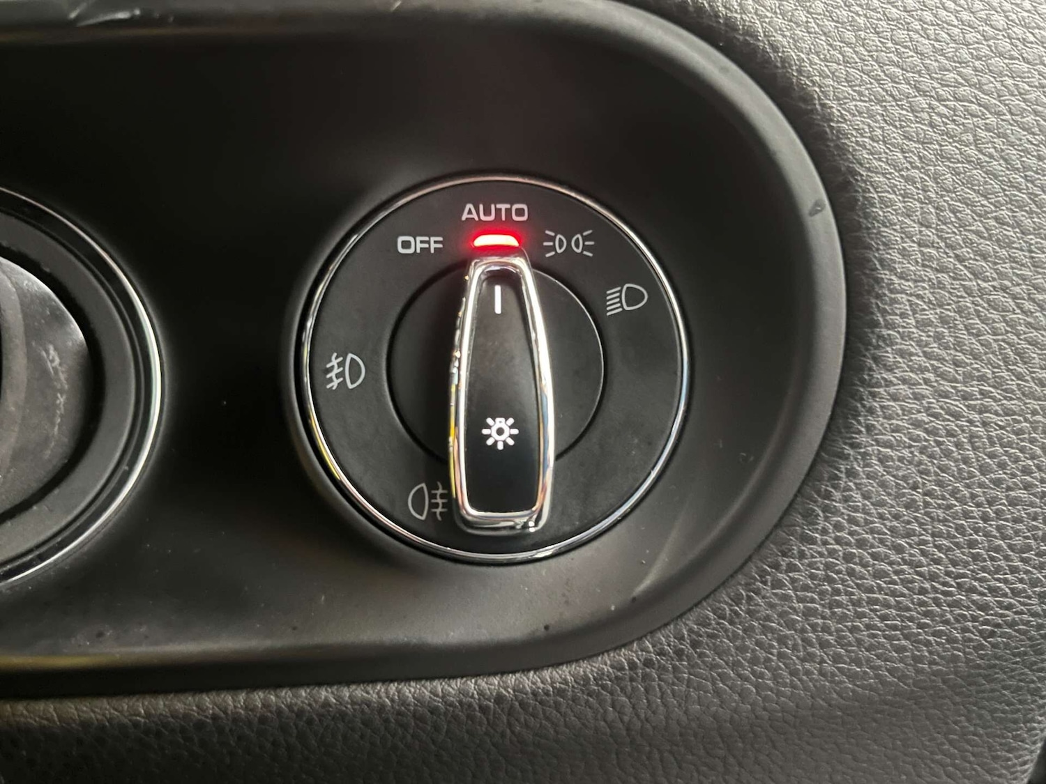 Used Porsche Macan 2017 for sale - 76064020: Photo 18