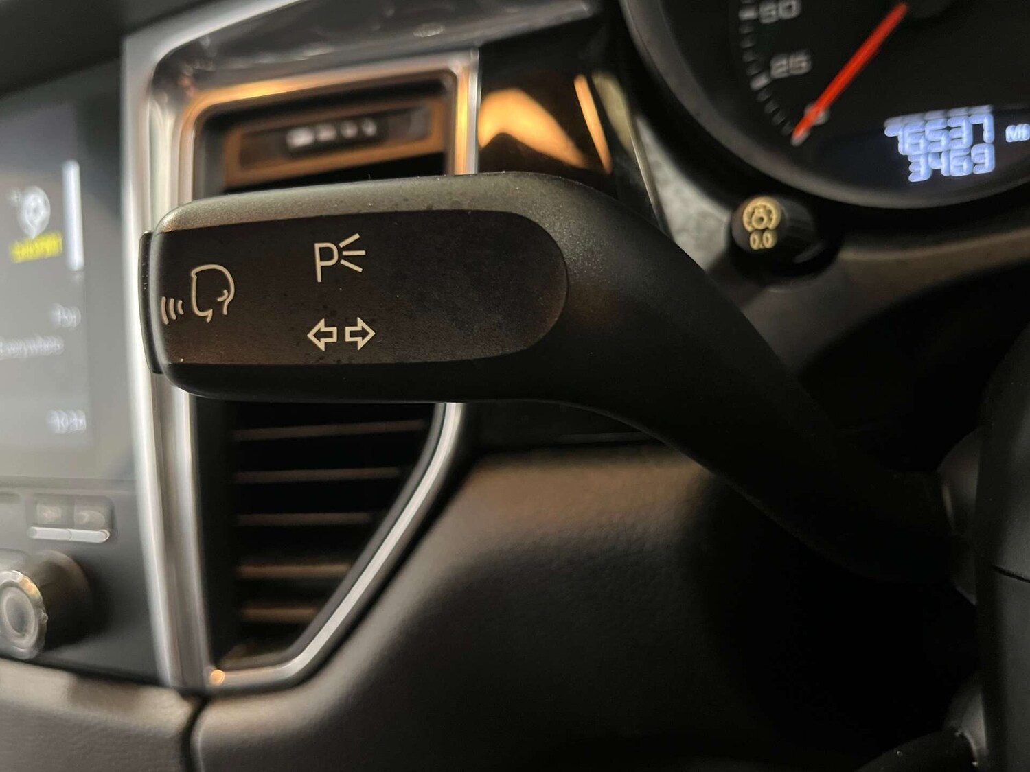 Used Porsche Macan 2017 for sale - 76064020: Photo 21