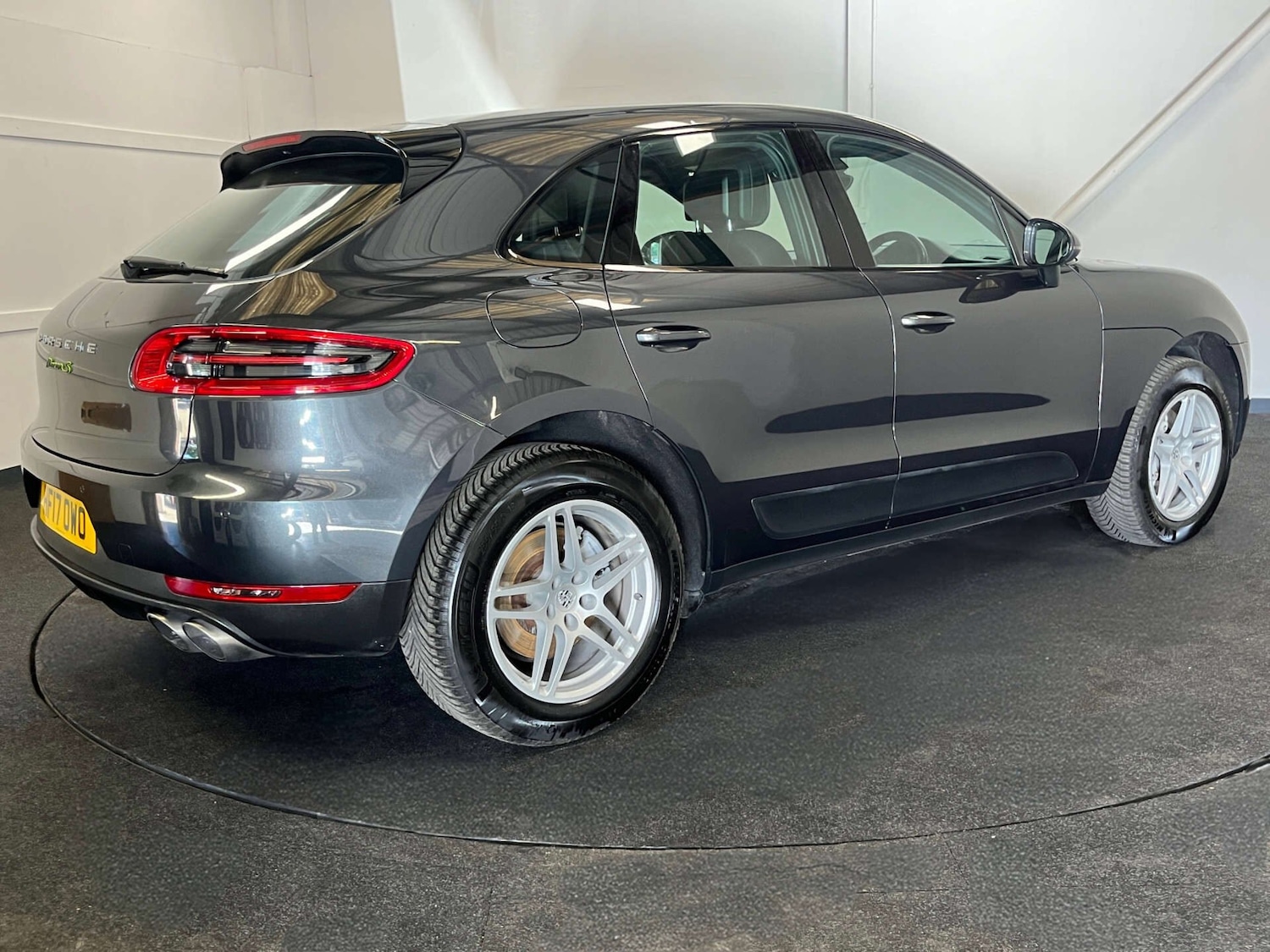 Used Porsche Macan 2017 for sale - 76064020: Photo 5