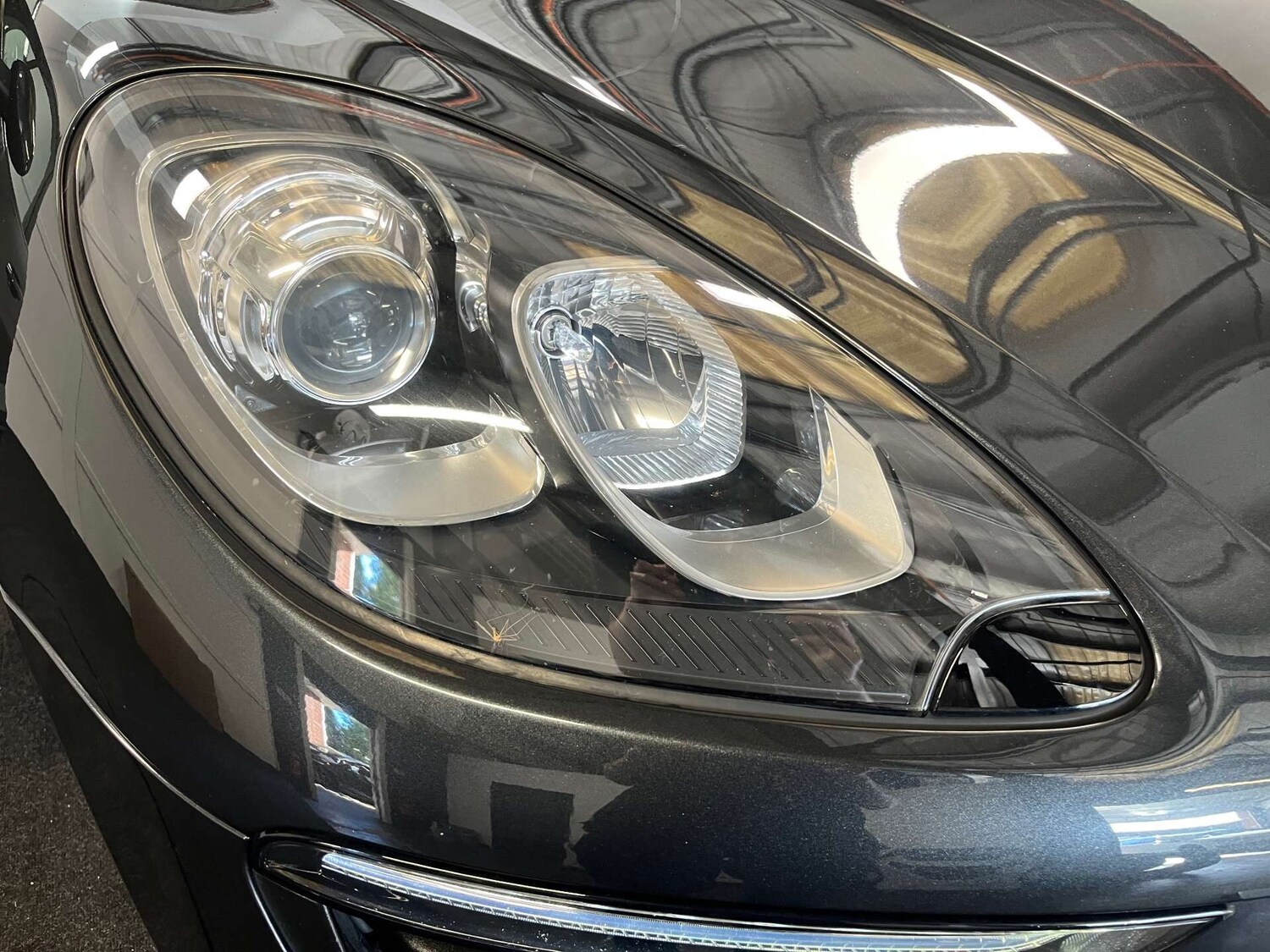 Used Porsche Macan 2017 for sale - 76064020: Photo 54