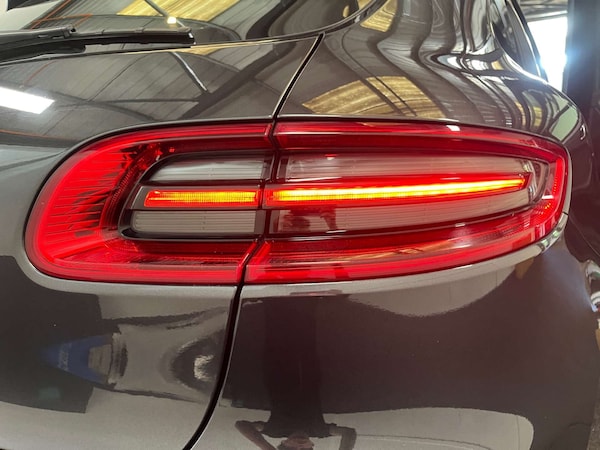 Used Porsche Macan 2017 for sale - 76064020: Photo 55