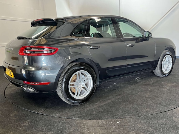 Used Porsche Macan 2017 for sale - 76064020: Photo 5