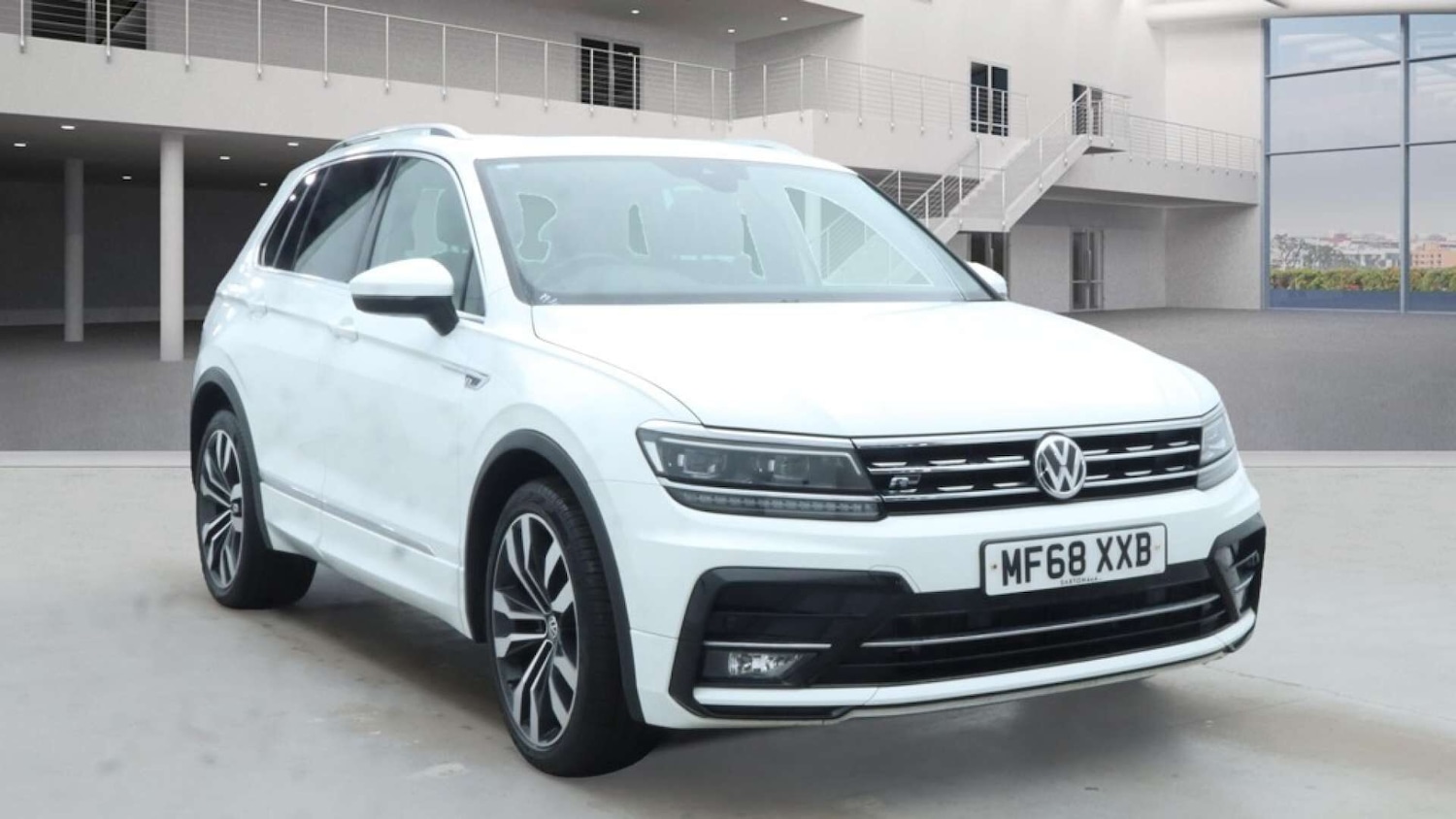 Used Volkswagen Tiguan 2018 for sale - 76357462: Photo 1