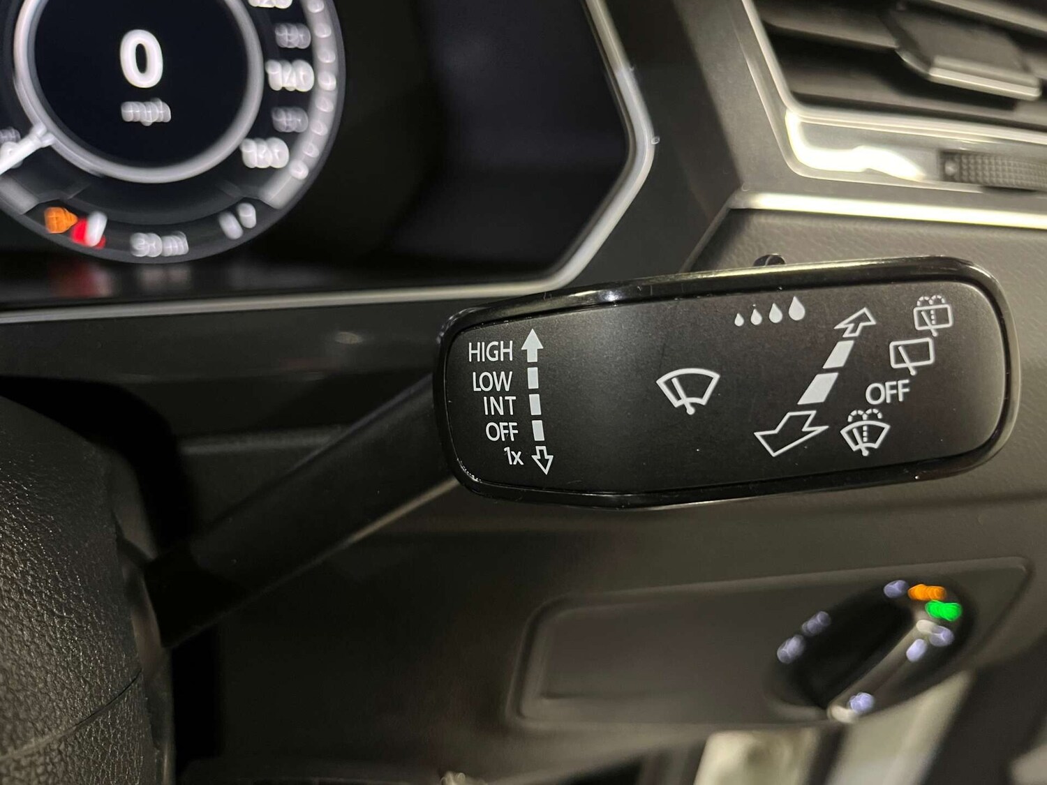 Used Volkswagen Tiguan 2018 for sale - 76357462: Photo 22