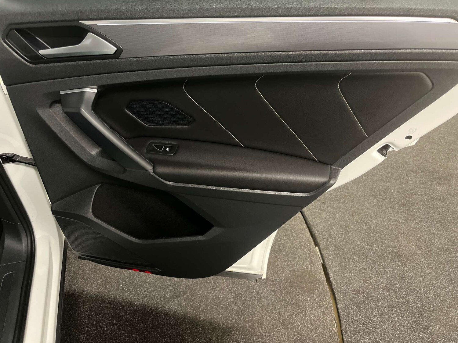 Used Volkswagen Tiguan 2018 for sale - 76357462: Photo 29