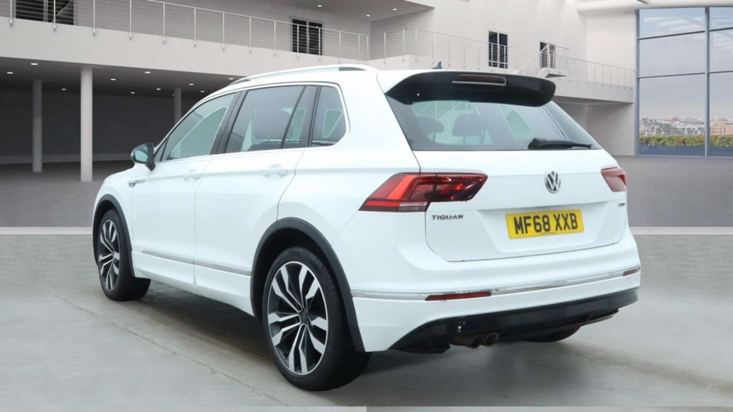 Used Volkswagen Tiguan 2018 for sale - 76357462: Photo 3