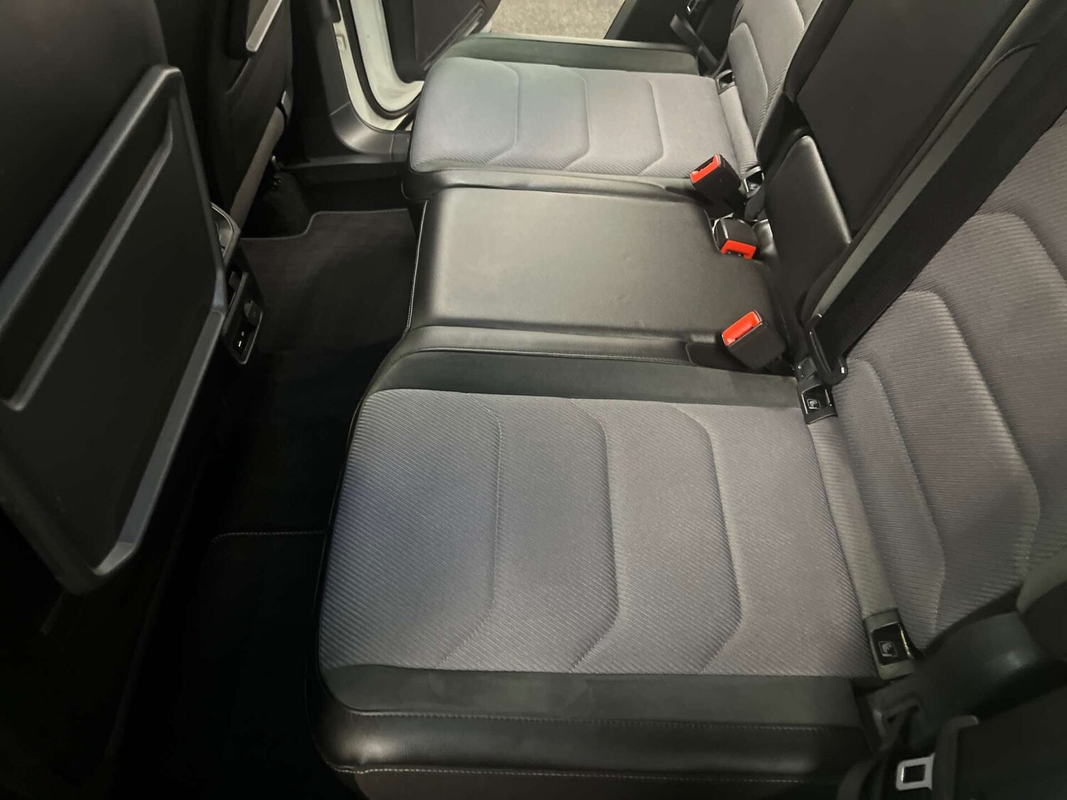 Used Volkswagen Tiguan 2018 for sale - 76357462: Photo 43