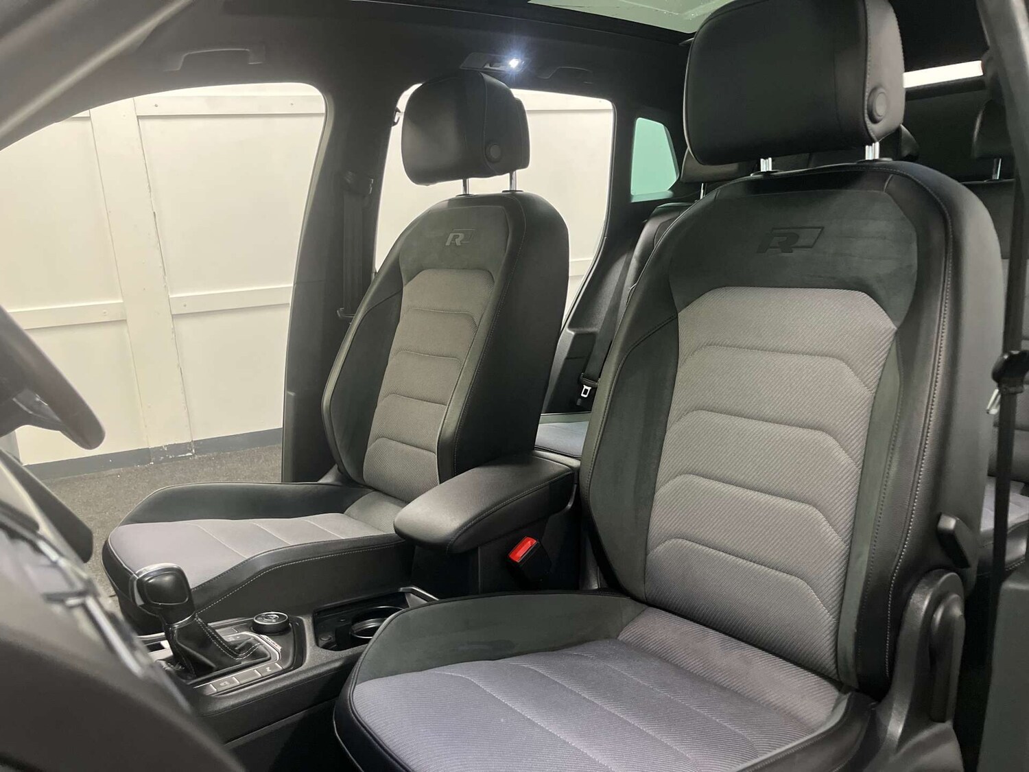 Used Volkswagen Tiguan 2018 for sale - 76357462: Photo 46