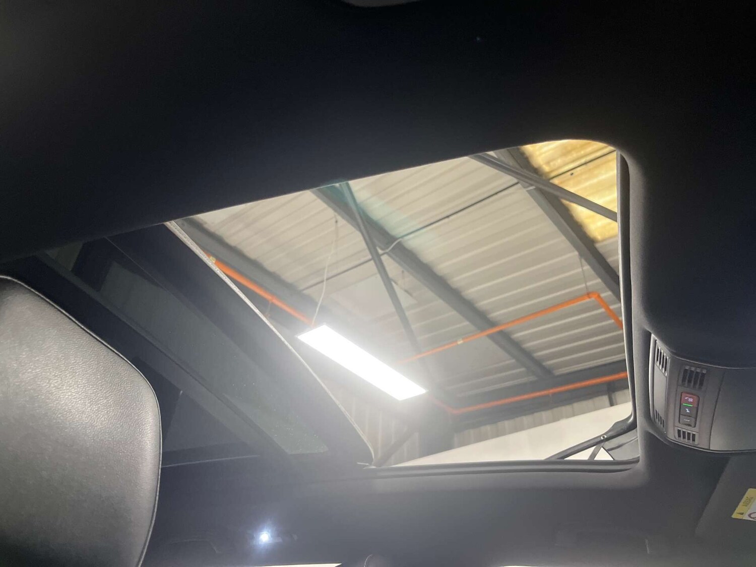 Used Volkswagen Tiguan 2018 for sale - 76357462: Photo 52