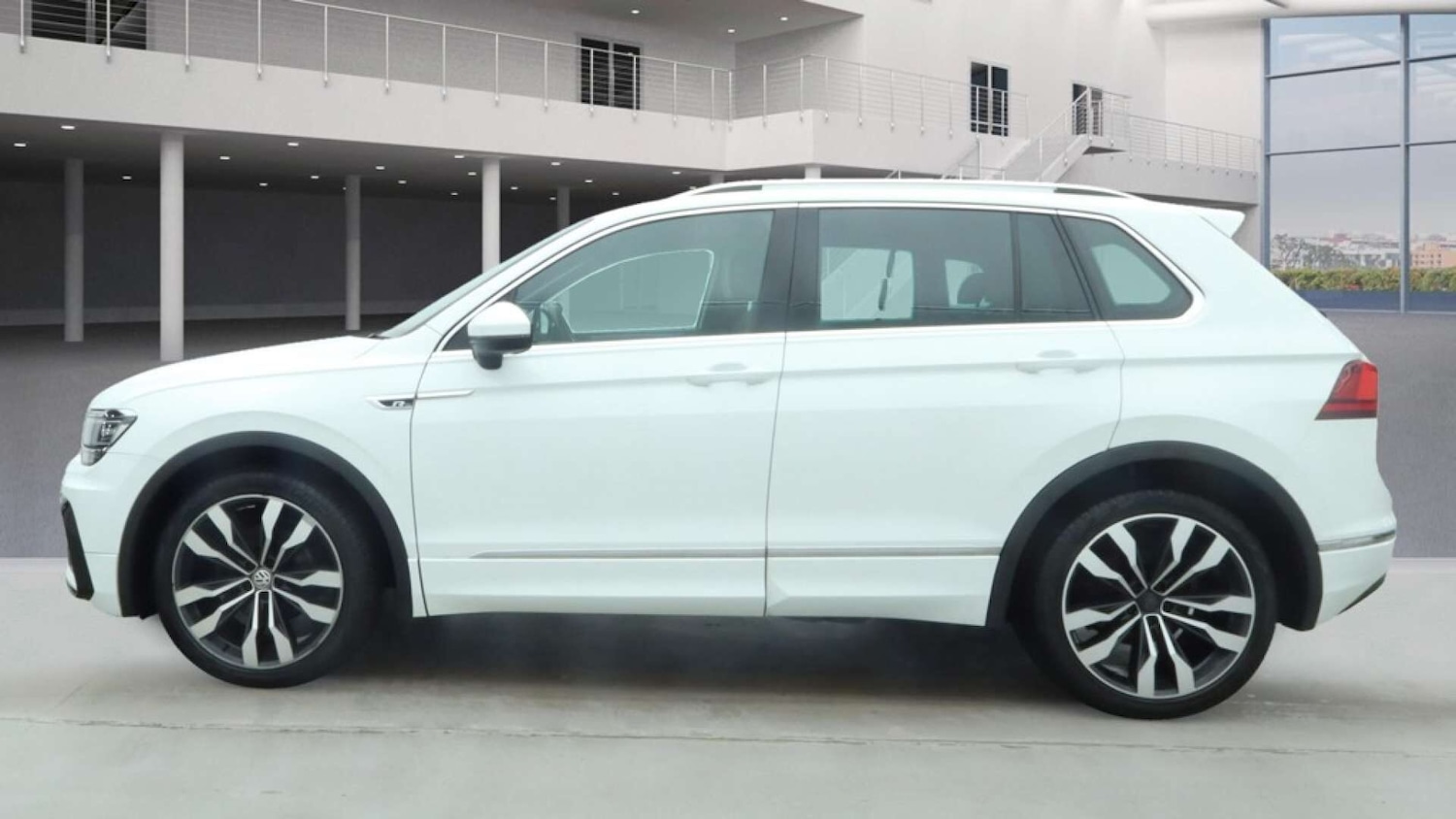 Used Volkswagen Tiguan 2018 for sale - 76357462: Photo 7
