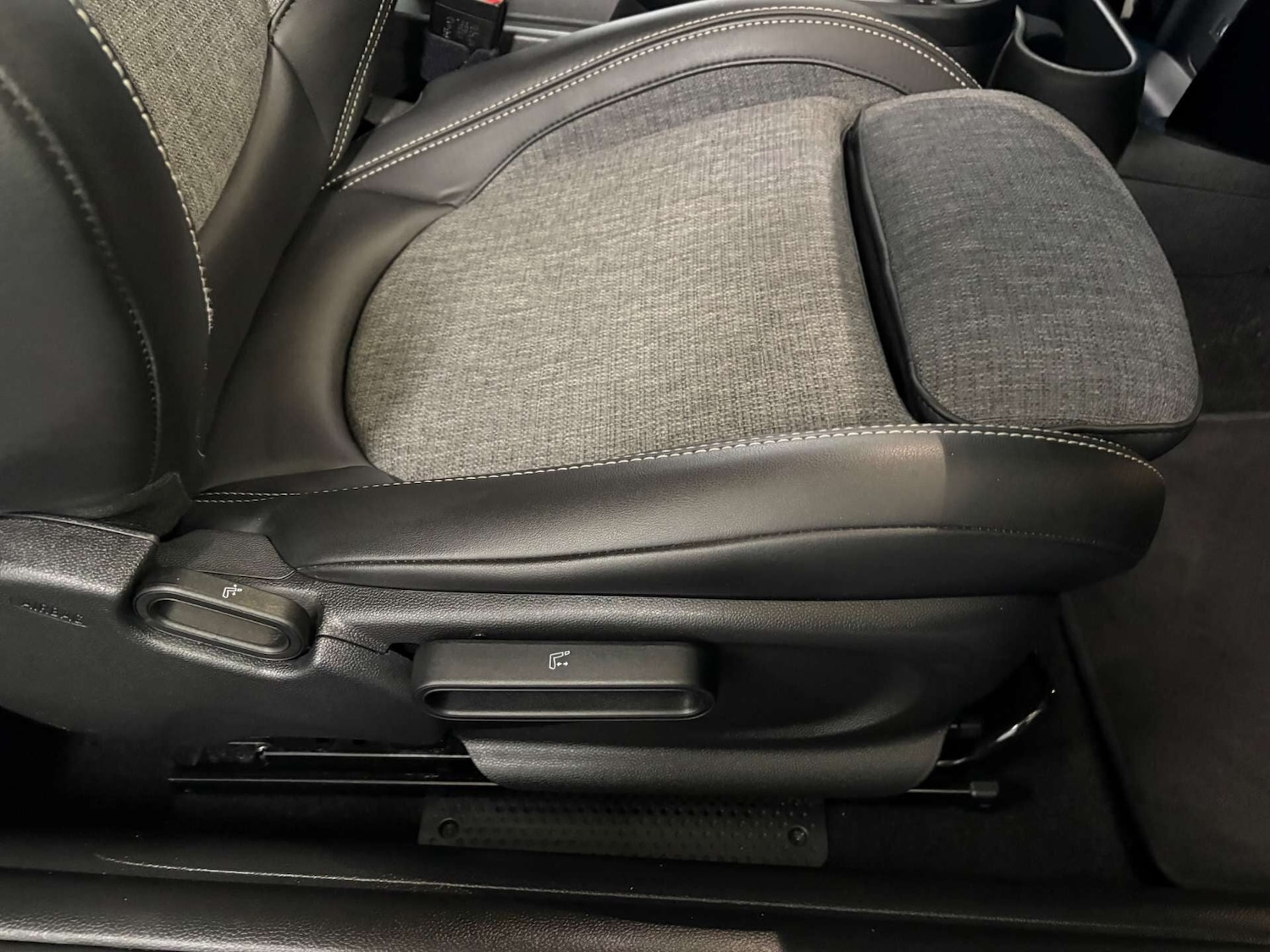 Used MINI Hatch 2022 for sale - 77403539: Photo 10