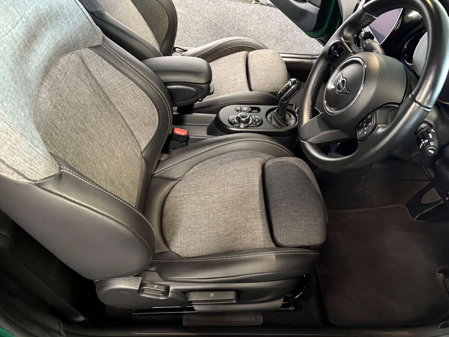 Used MINI Hatch 2022 for sale - 77403539: Photo 11