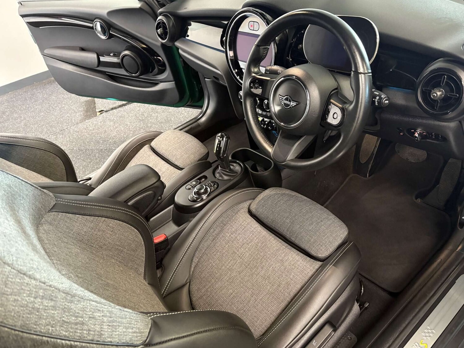 Used MINI Hatch 2022 for sale - 77403539: Photo 13