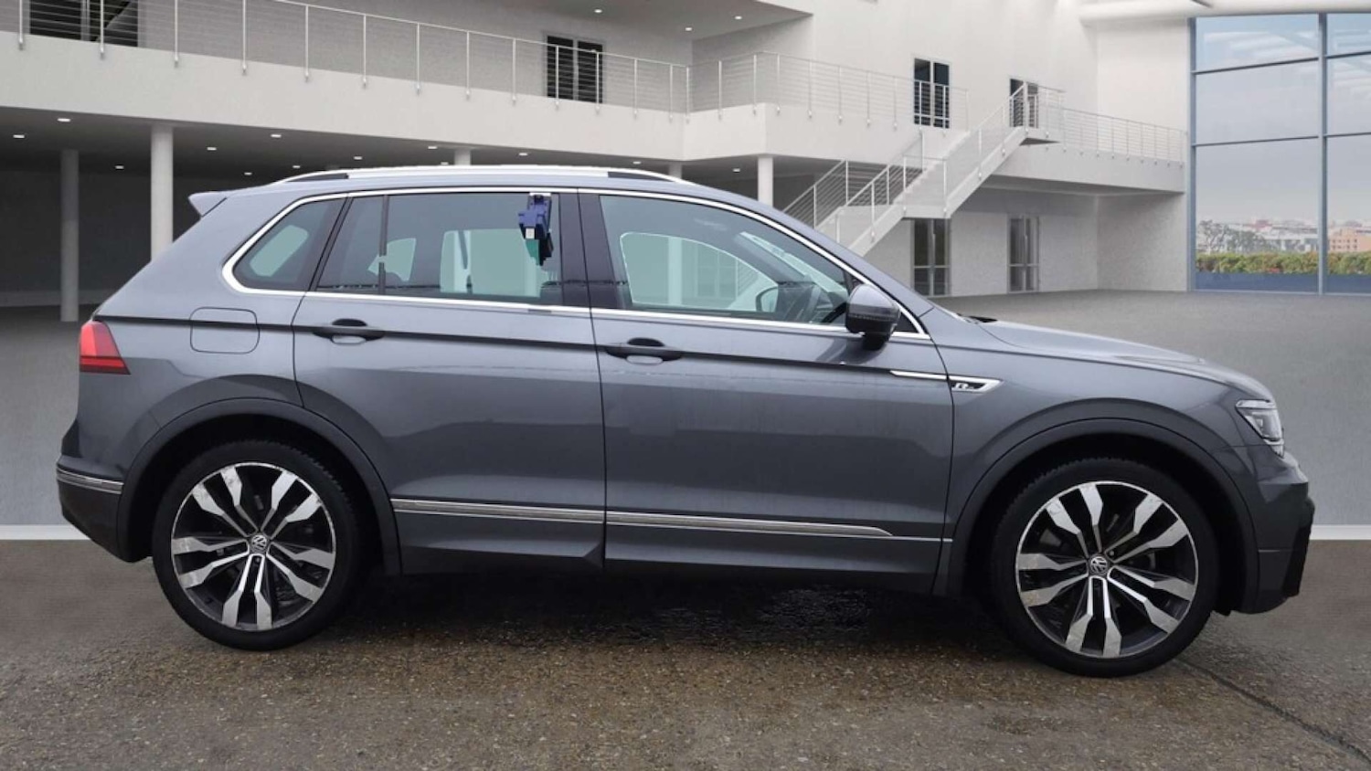 Used Volkswagen Tiguan 2018 for sale - 76365755: Photo 6