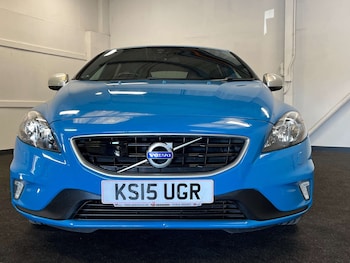 Used Volvo V40 2015 for sale - 79332202: Photo
