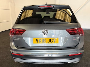 Used Volkswagen Tiguan 2018 for sale - 78598999: Photo