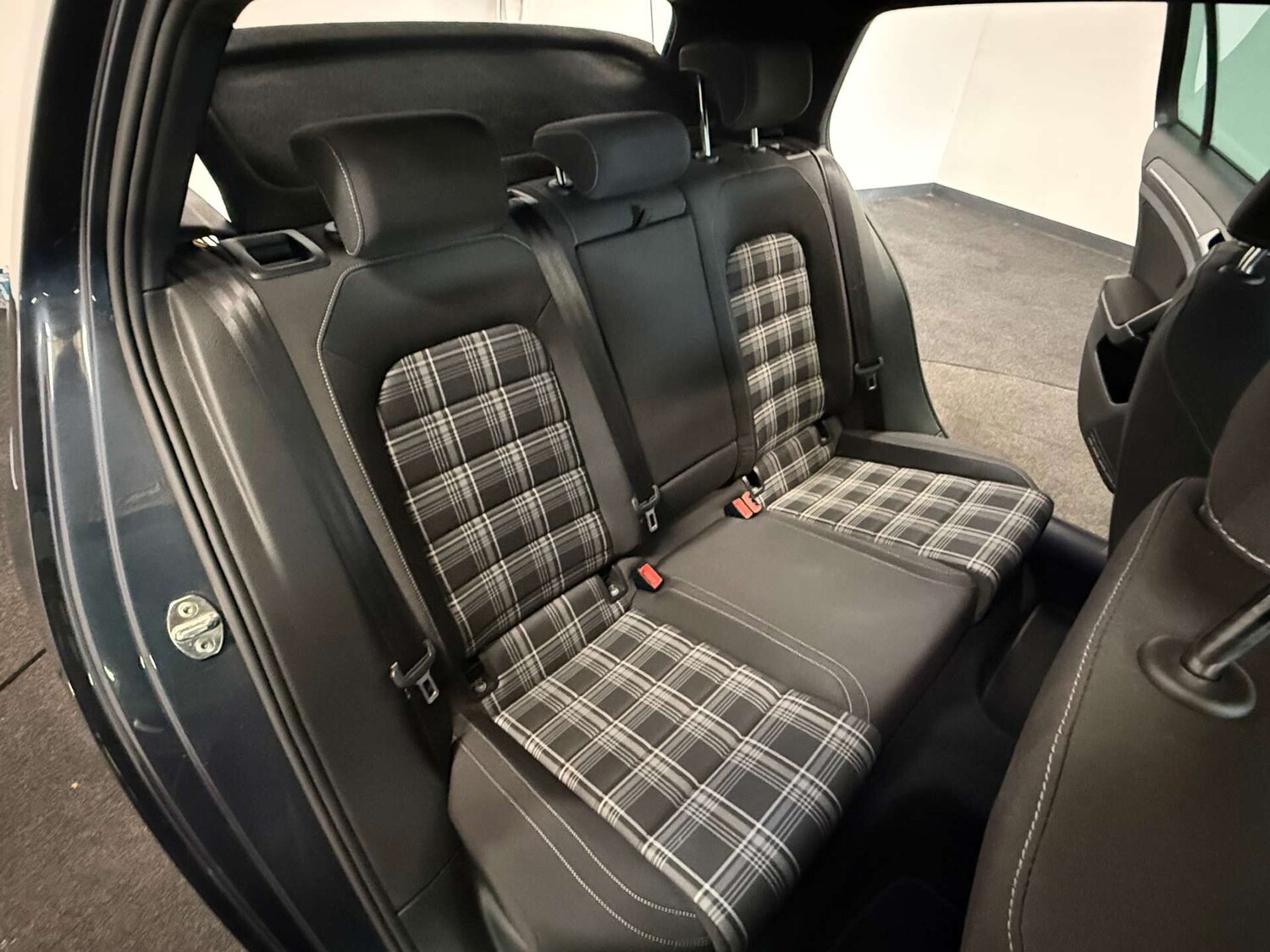 Used Volkswagen Golf 2018 for sale - 76231411: Photo 34