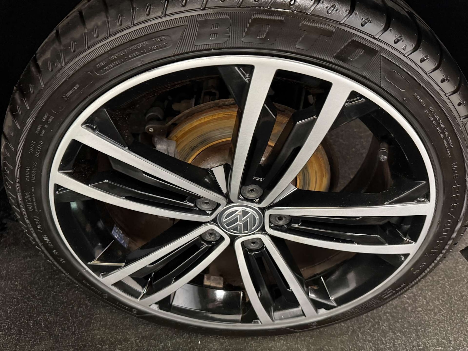 Used Volkswagen Golf 2018 for sale - 76231411: Photo 53