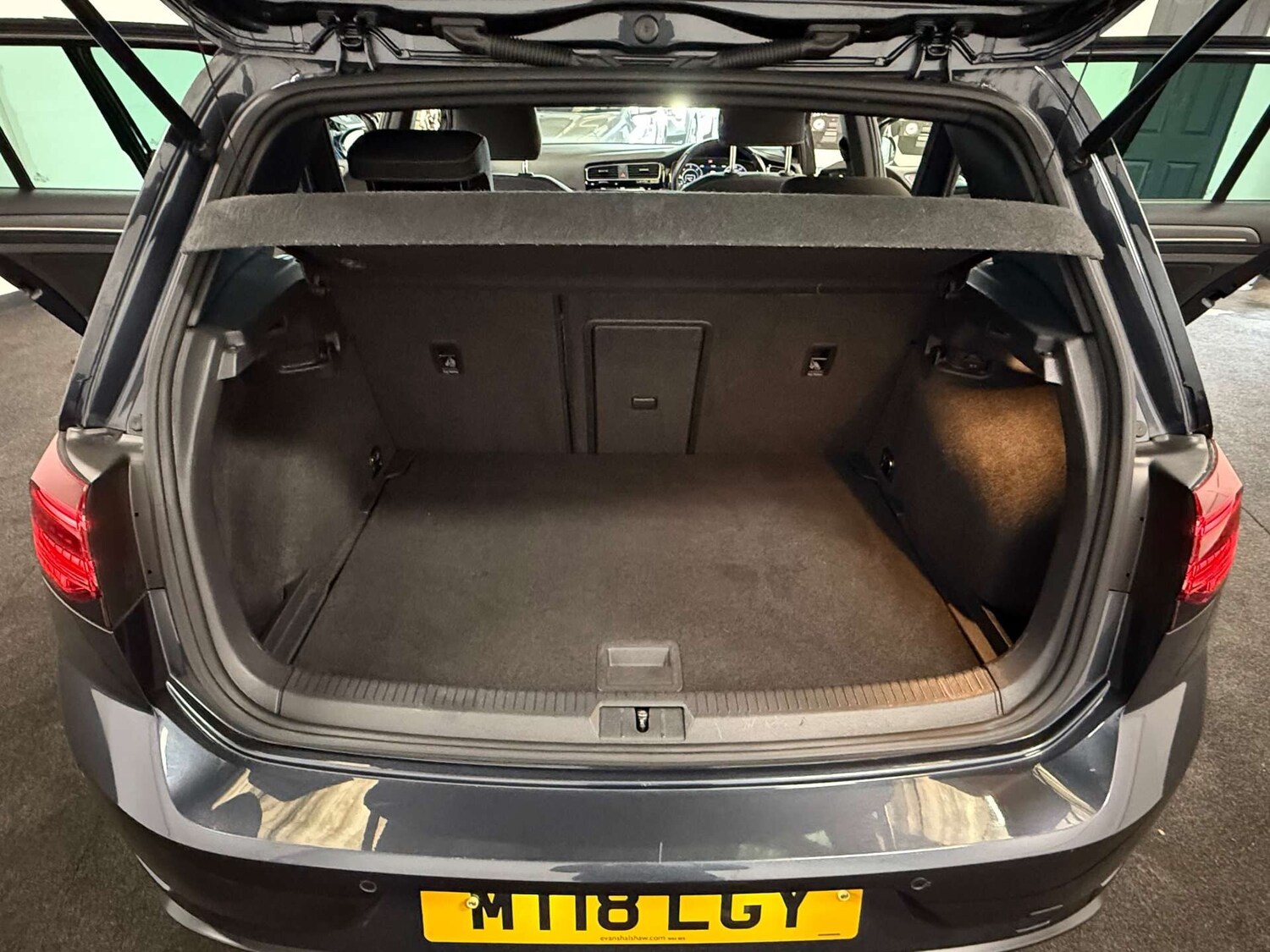 Used Volkswagen Golf 2018 for sale - 76231411: Photo 58