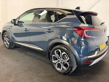 Used Renault Captur 2023 for sale - 78726716: Photo