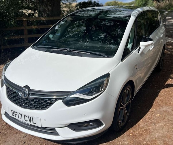 Used Vauxhall Zafira 2017 for sale - 76232927: Photo 1