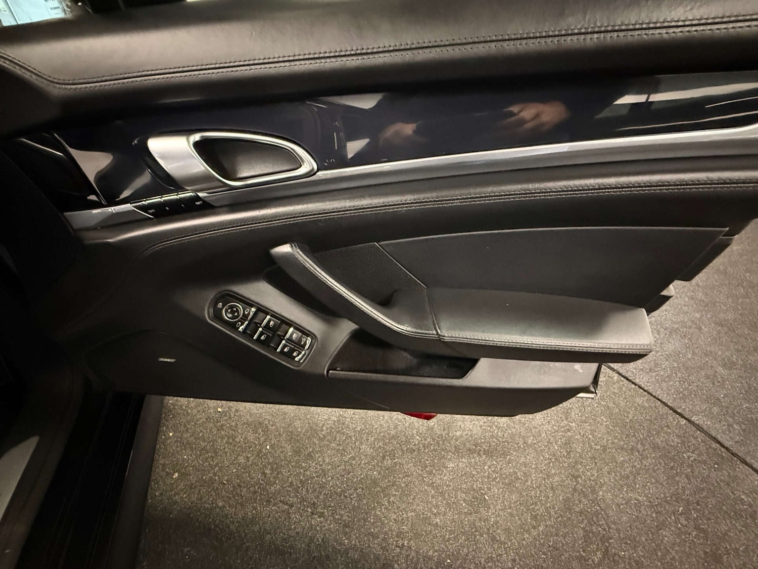 Used Porsche Panamera 2011 for sale - 77490803: Photo 13