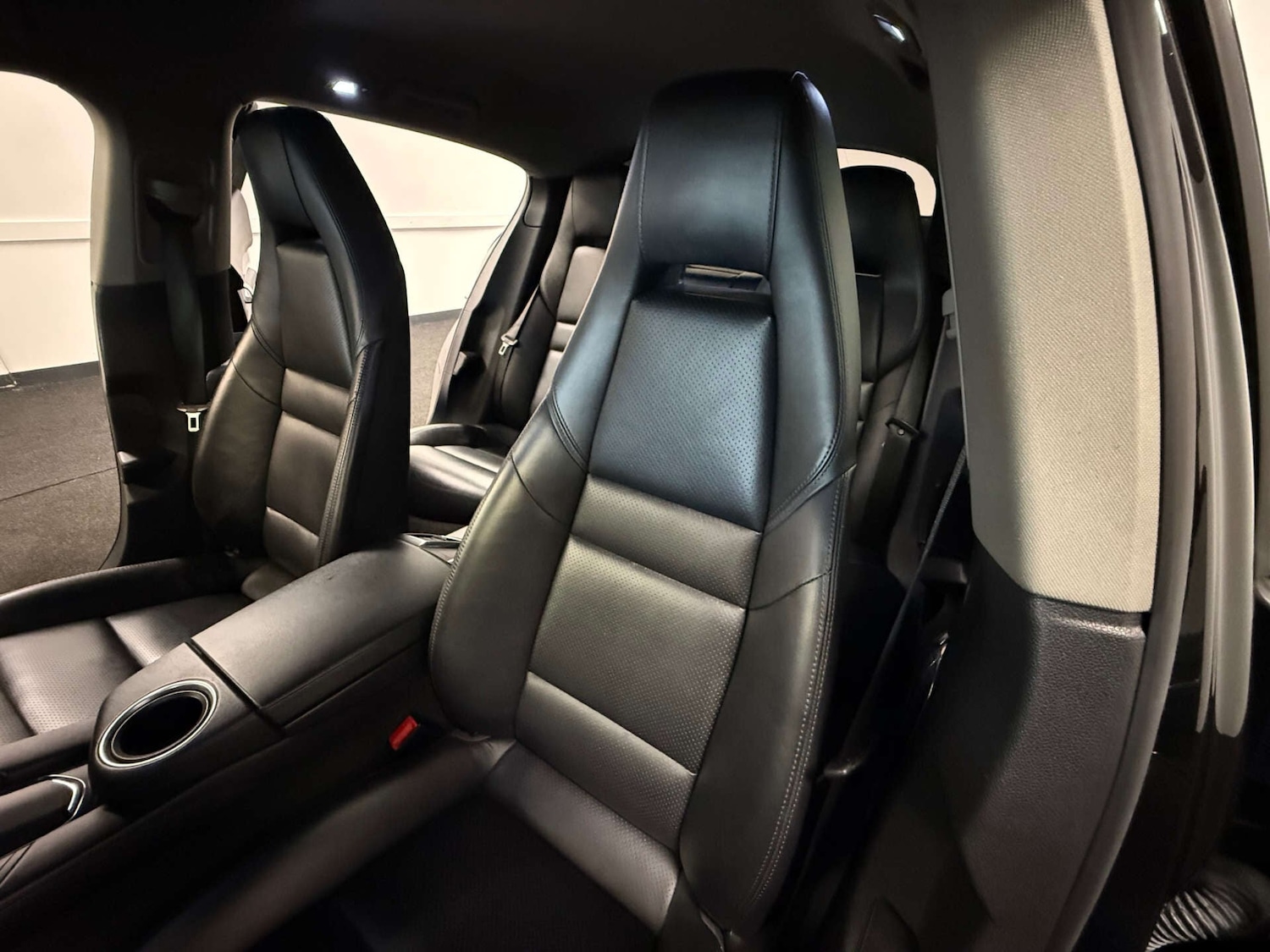 Used Porsche Panamera 2011 for sale - 77490803: Photo 46