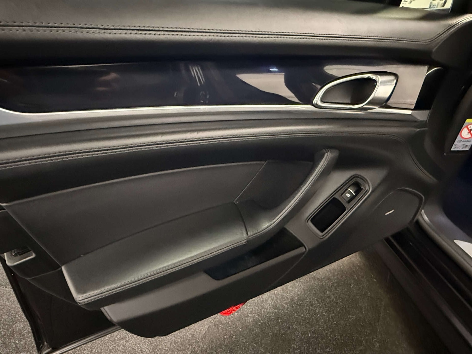 Used Porsche Panamera 2011 for sale - 77490803: Photo 47