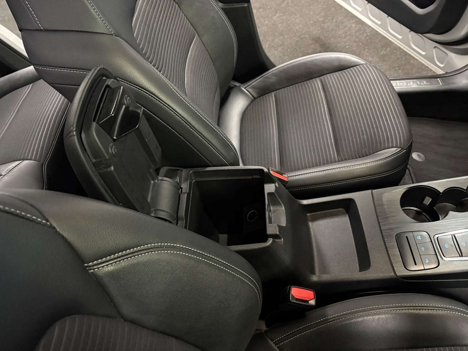 Used Ford Kuga 2020 for sale - 77026441: Photo 29