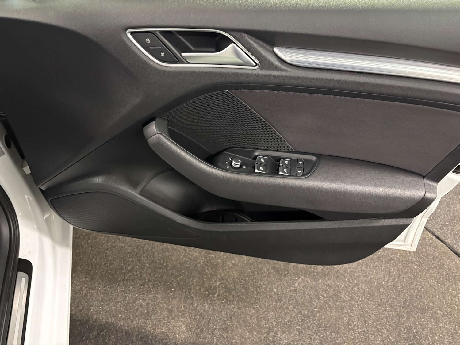 Used Audi A3 2017 for sale - 77249680: Photo 10