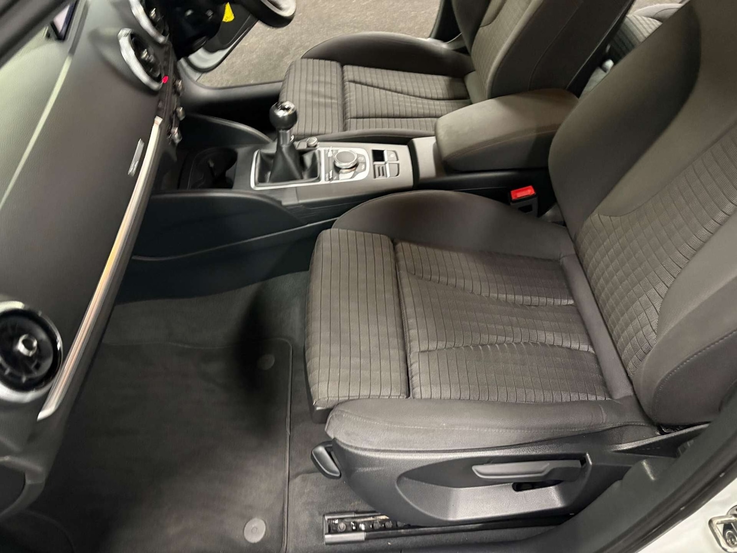 Used Audi A3 2017 for sale - 77249680: Photo 41