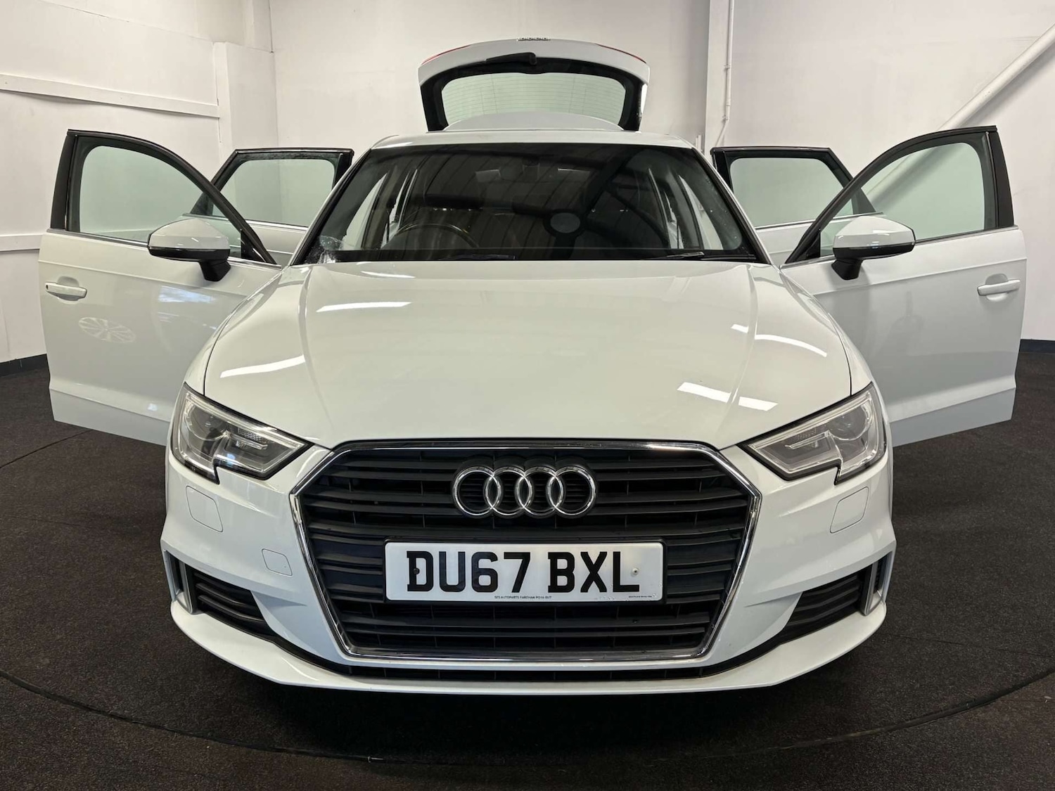 Used Audi A3 2017 for sale - 77249680: Photo 8